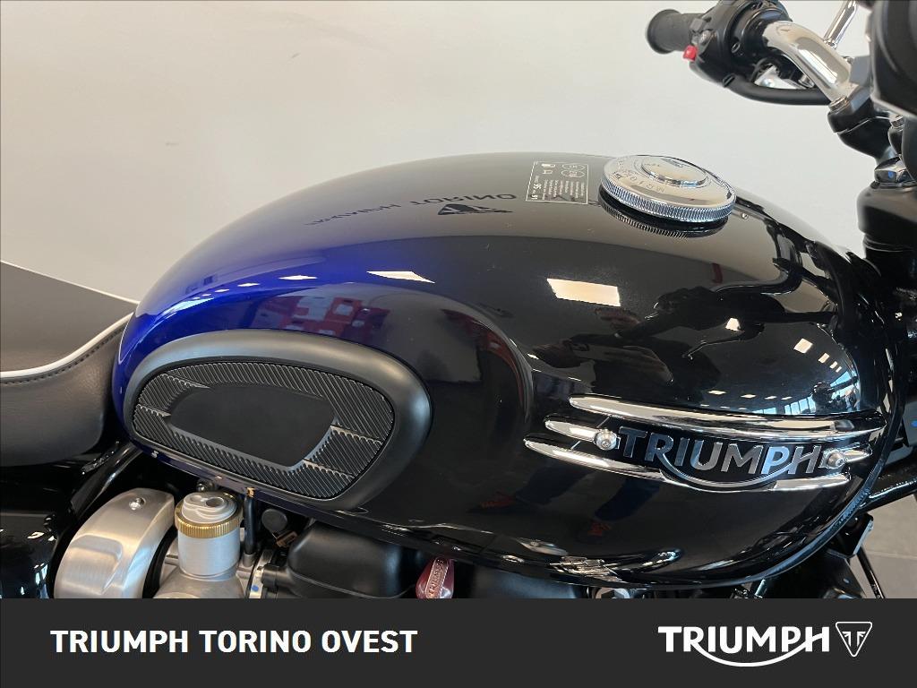 TRIUMPH Bonneville 900 T100 
