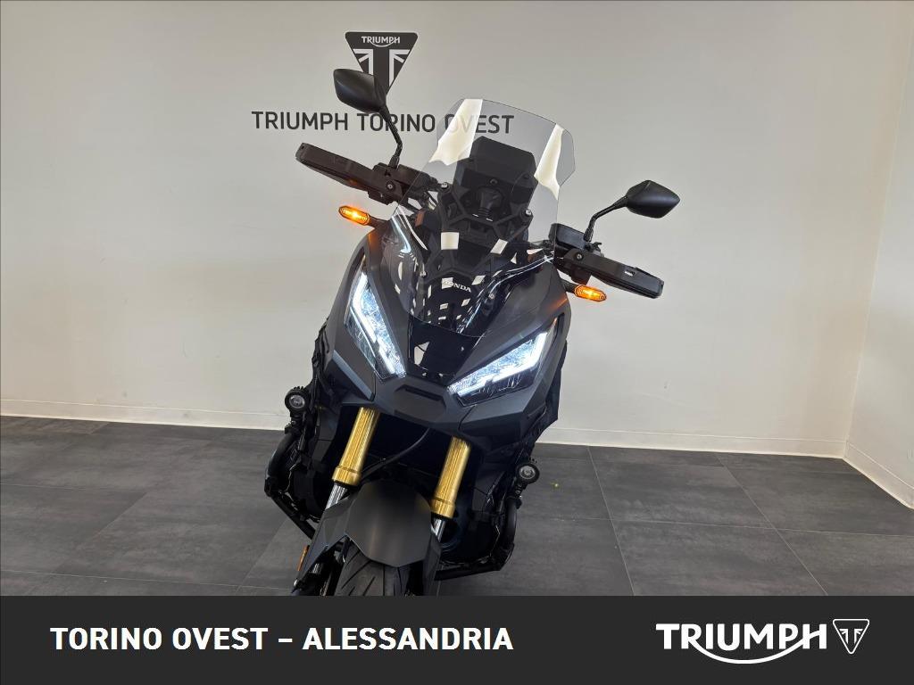 HONDA X-ADV 750 DCT Abs