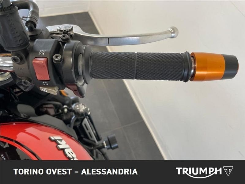 KAWASAKI Z 900 RS Orange