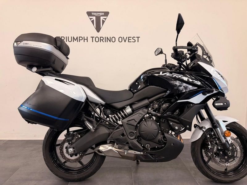 KAWASAKI Versys 650 Metallic Moondust Grey Abs