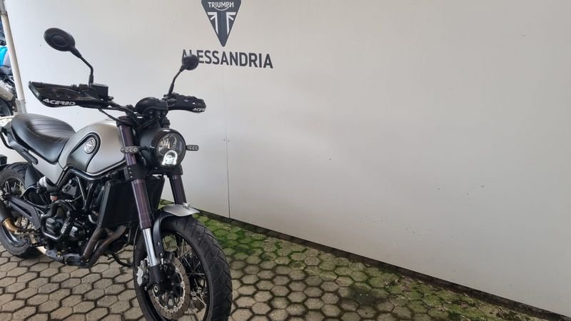 BENELLI Leoncino 500 Trail E4