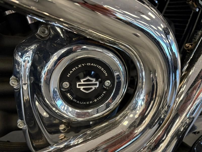 HARLEY DAVIDSON Sport Glide 107 1745 