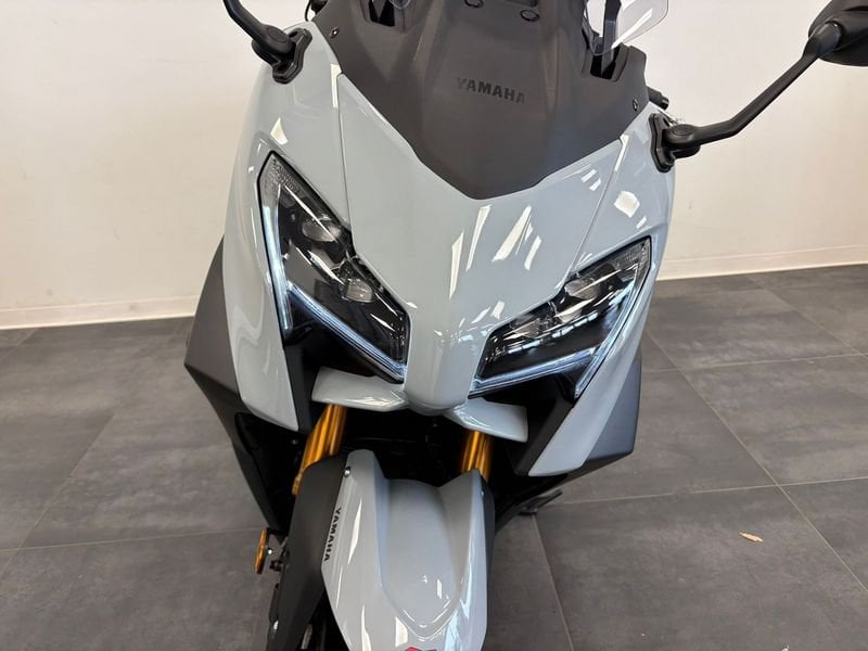 YAMAHA T-Max 560 Tech Abs