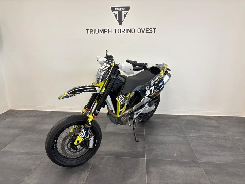 HUSQVARNA Supermoto 701 4T 