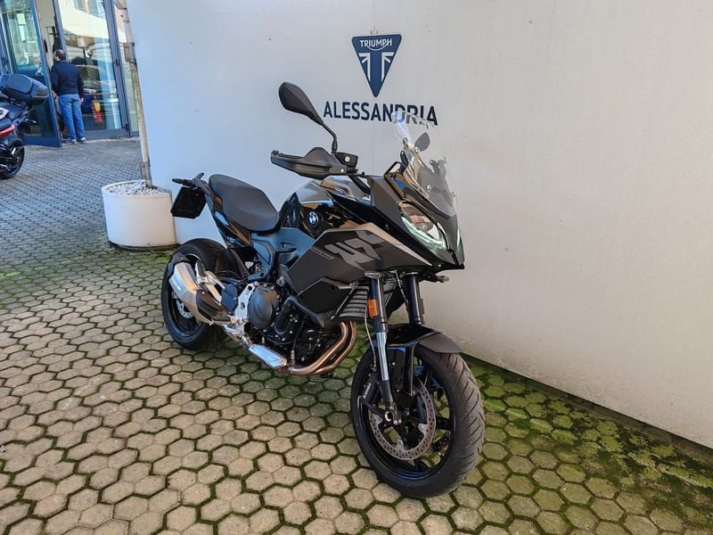 BMW F 900 XR Triple Black Abs