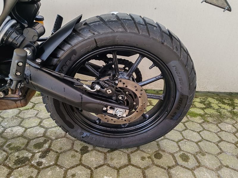 TRIUMPH Scrambler 400 X Abs