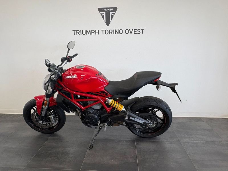 DUCATI Monster 797 Red dep.A2