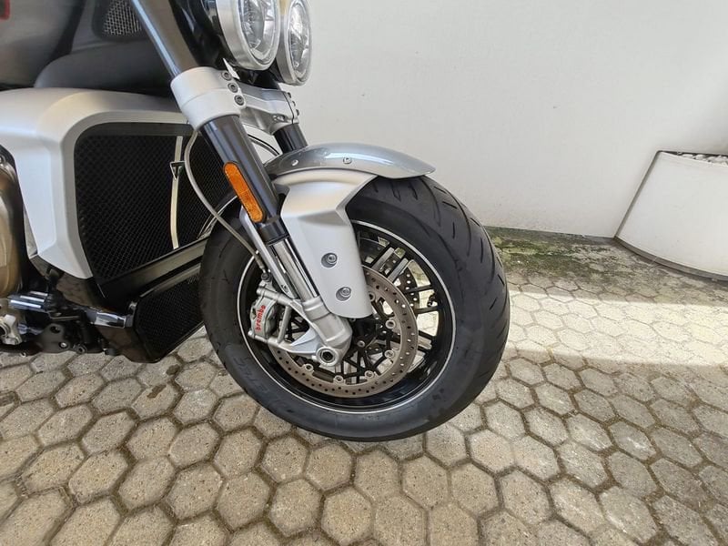 TRIUMPH Rocket III 2500 GT